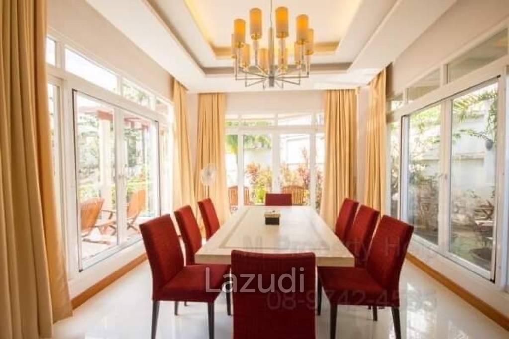 3 Beds 3 Baths 200 SQ.M. Baan Talay Villa