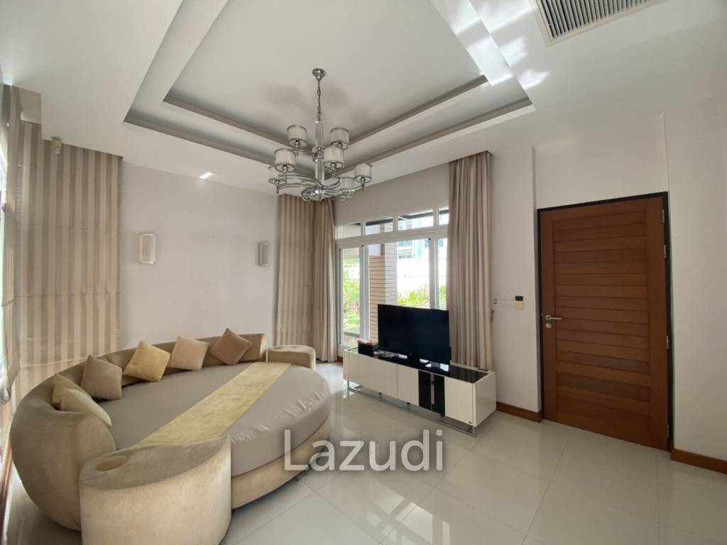 3 Beds 3 Baths 200 SQ.M. Baan Talay Villa