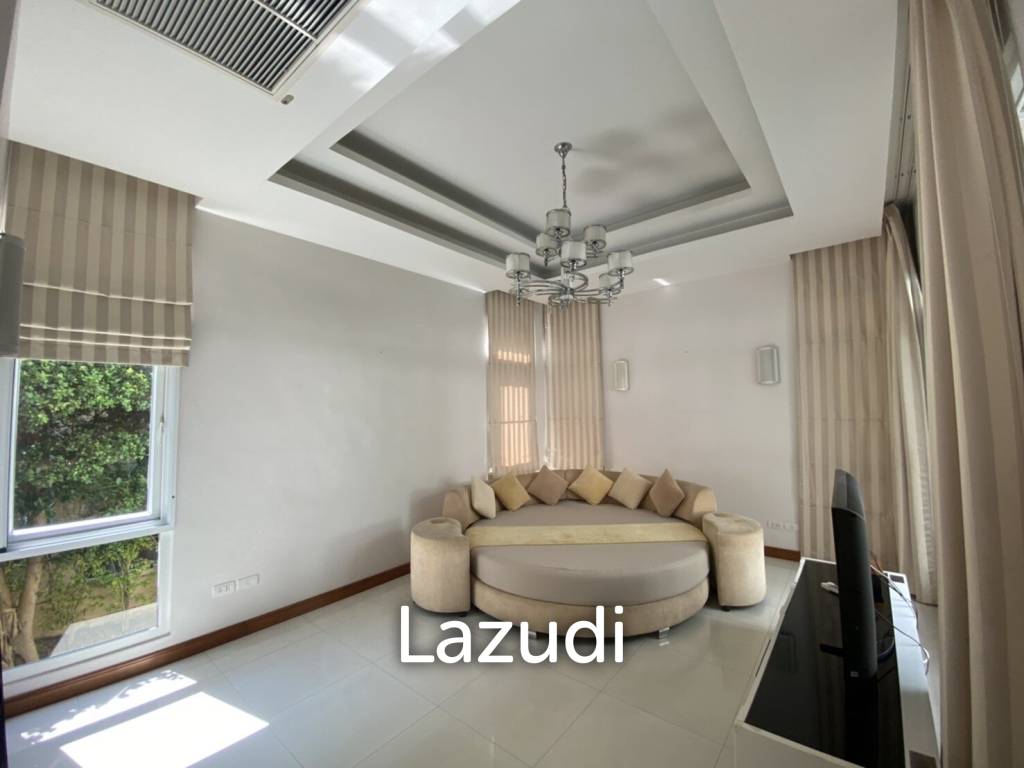 3 Beds 3 Baths 200 SQ.M. Baan Talay Villa