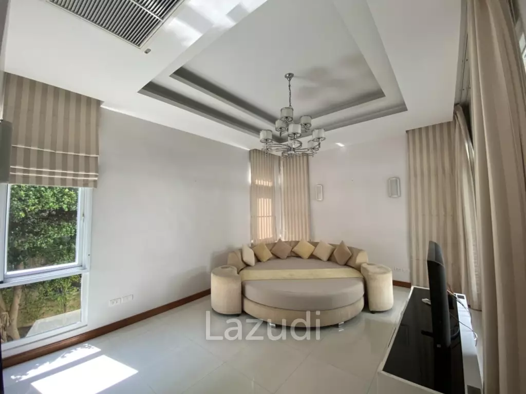 3 Beds 3 Baths 200 SQ.M. Baan Talay Villa