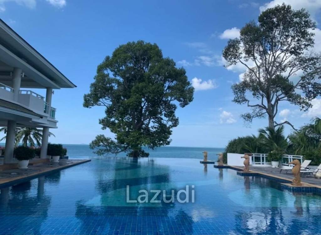 3 Beds 3 Baths 200 SQ.M. Baan Talay Villa