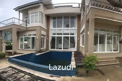 3 Bedroom Beachfront Villa for sale