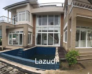 3 Bedroom Beachfront Villa for sale