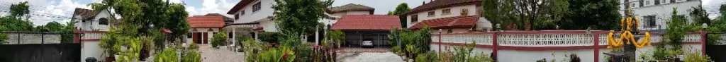 Land with structure for sale in Chaeng Watthana