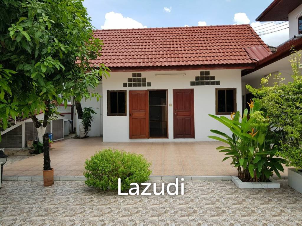 Land with structure for sale in Chaeng Watthana