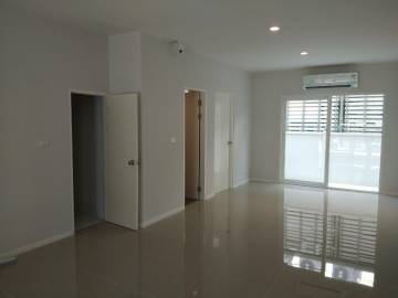 House for sale 4,650,000 Baht Rent 28,000/Month