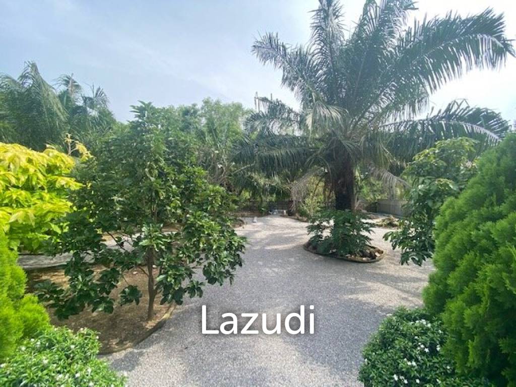 1,200 Sqm 4 Bed 4 Bath Villa For Sale