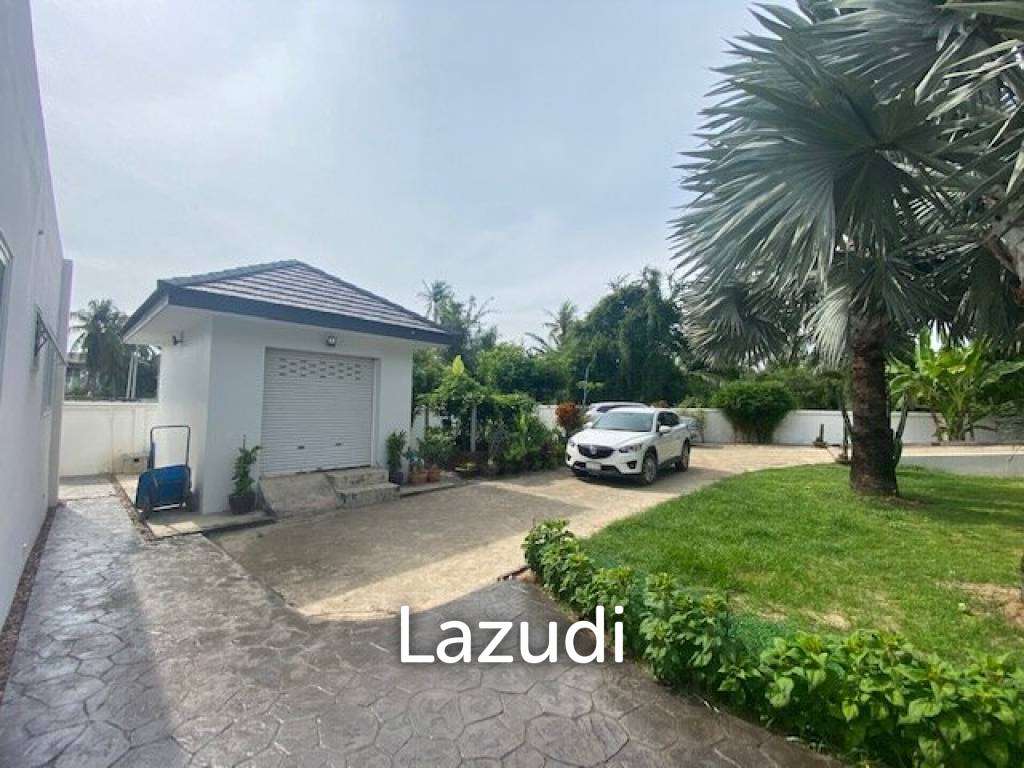 1,200 Sqm 4 Bed 4 Bath Villa For Sale