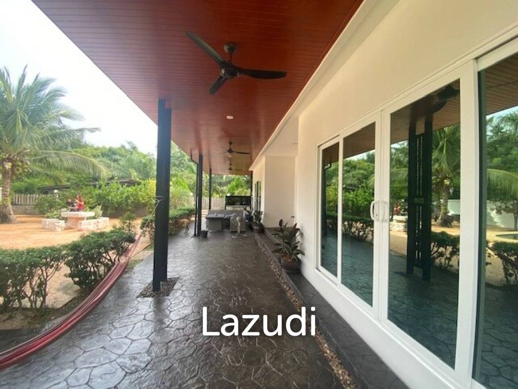 1,200 Sqm 4 Bed 4 Bath Villa For Sale