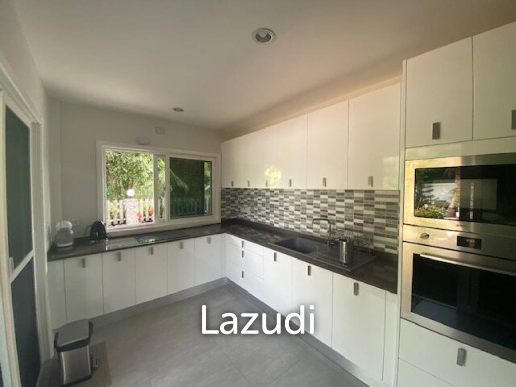 1,200 Sqm 4 Bed 4 Bath Villa For Sale