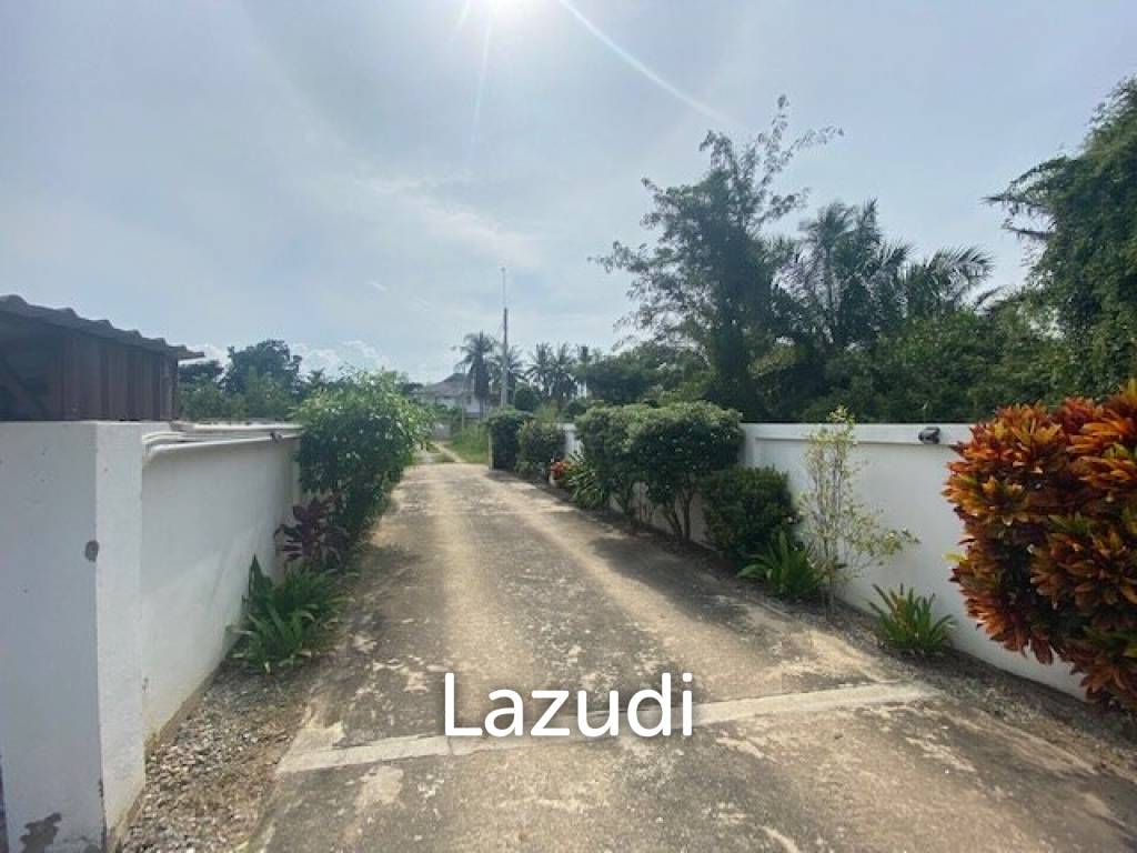 1,200 Sqm 4 Bed 4 Bath Villa For Sale