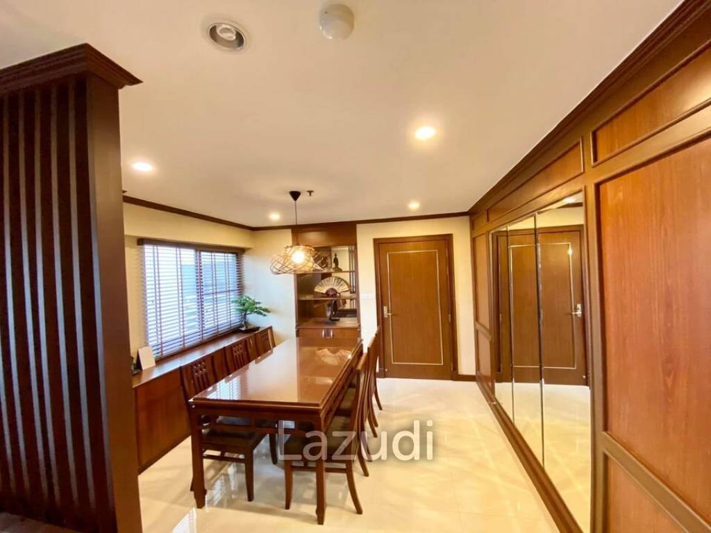 Baan Suanpetch Condo for sale with tenant