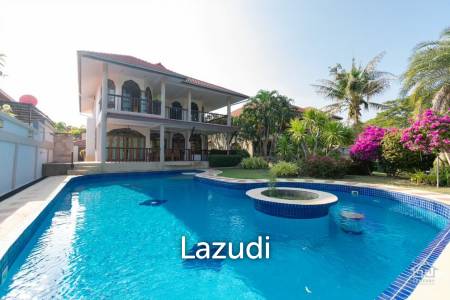 Spacious 4 Bedroom Pool Villa at Crystal View, overlooking a lake