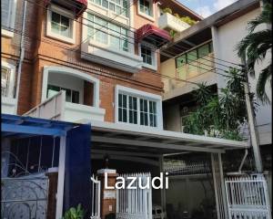 4 Bed 4 Bath 575 SQ.M Yen Akard Residence