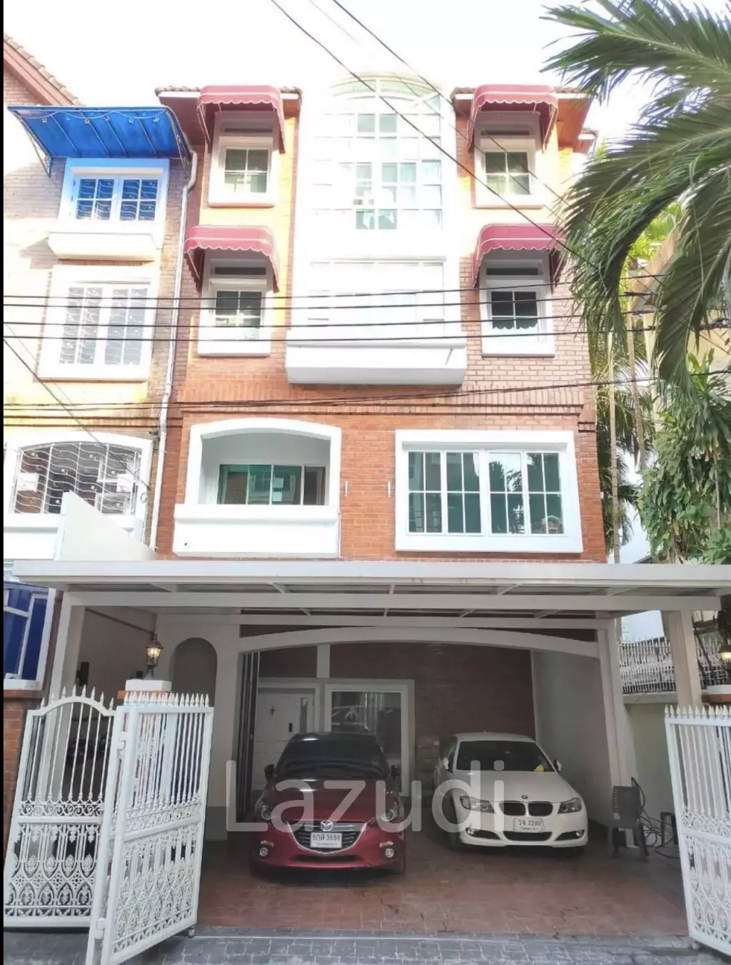 4 Bed 4 Bath 575 SQ.M Yen Akard Residence