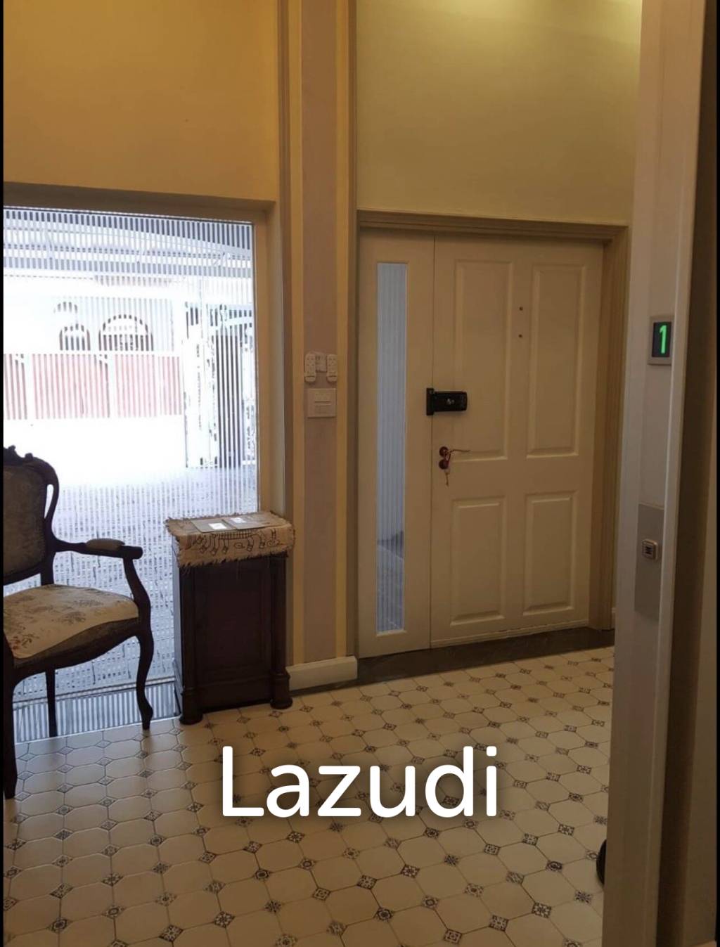4 Bed 4 Bath 575 SQ.M Yen Akard Residence