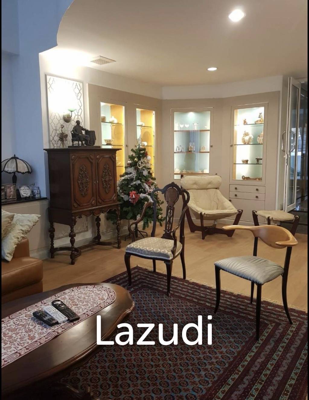 4 Bed 4 Bath 575 SQ.M Yen Akard Residence