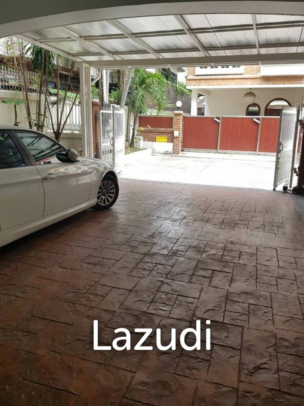 4 Bed 4 Bath 575 SQ.M Yen Akard Residence