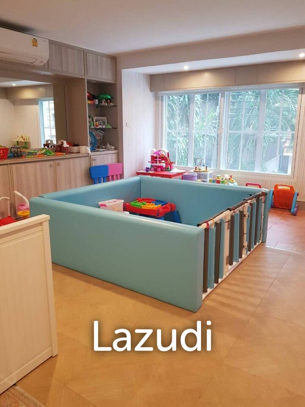 4 Bed 4 Bath 575 SQ.M Yen Akard Residence