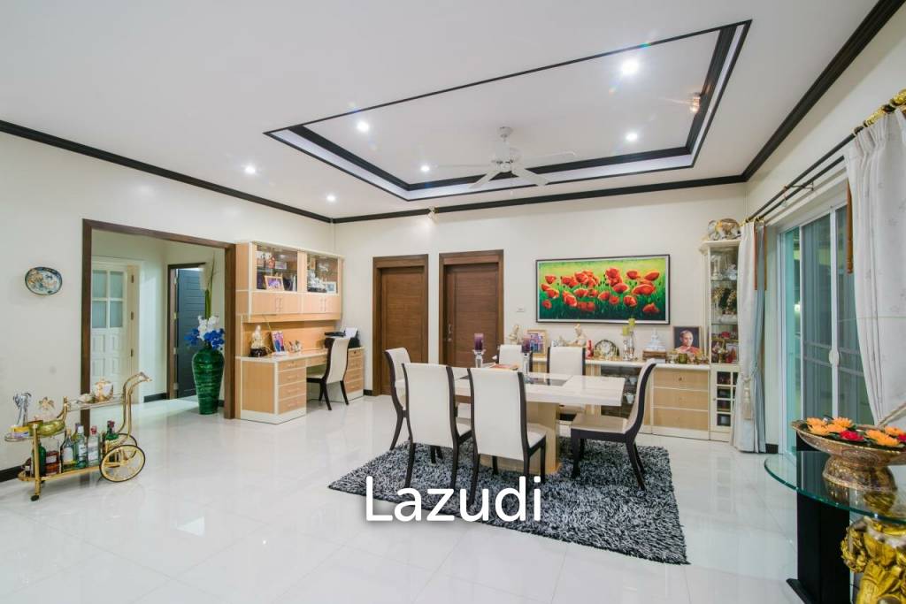 Outstanding Large Luxury Pool Villa - Central Cha Am