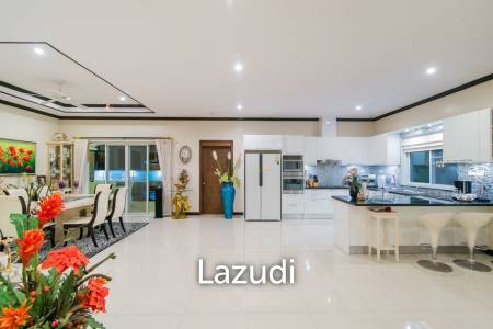 Outstanding Large Luxury Pool Villa - Central Cha Am