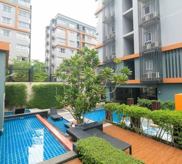 Central Pattaya - Fully furnished Studio - Grass Condominium