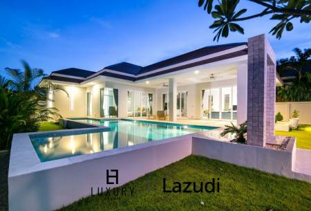 Brand New Luxury Pool Villa At Popular Project