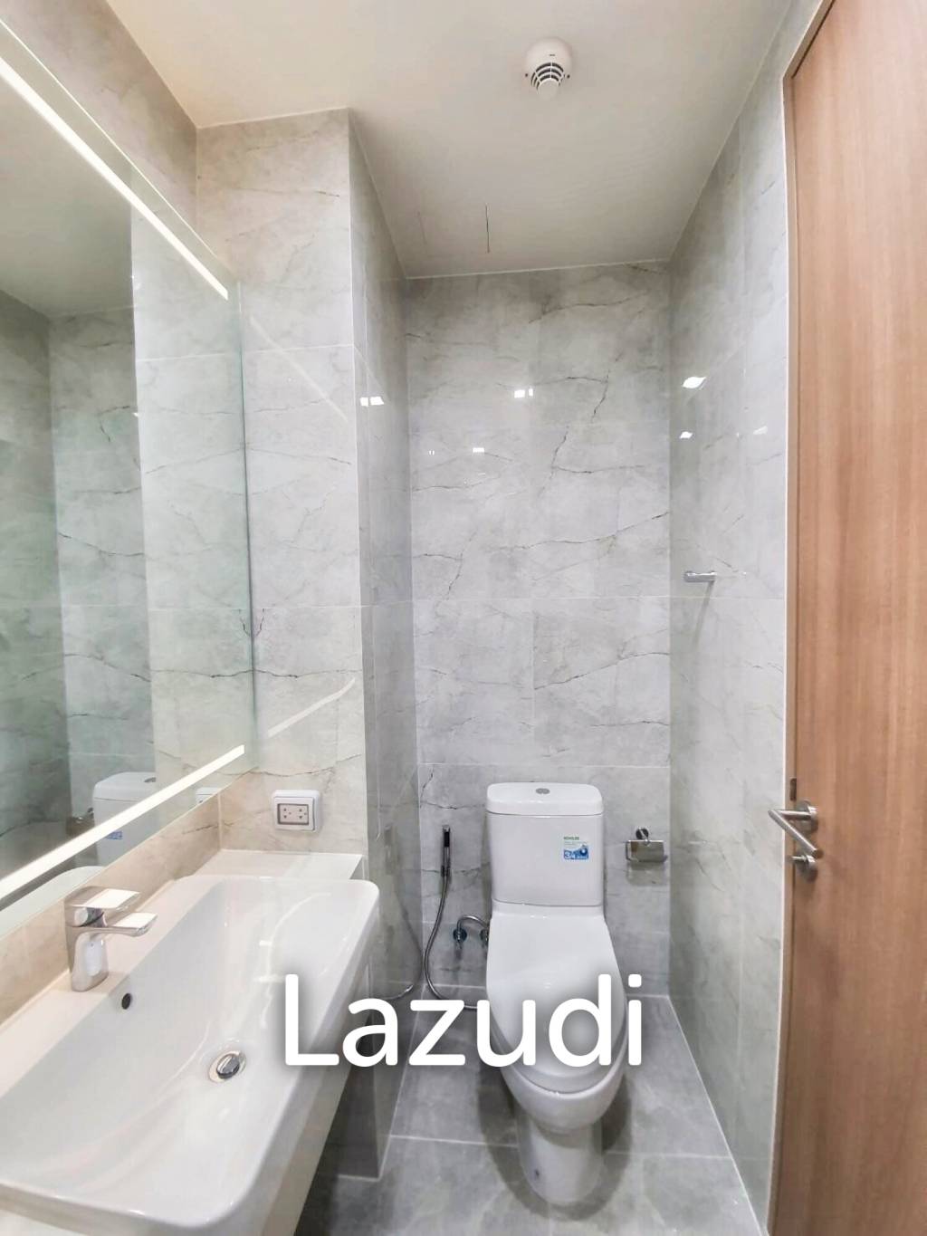 1 Bedroom 1 Bathroom 30 SQ.M Noble Around 33