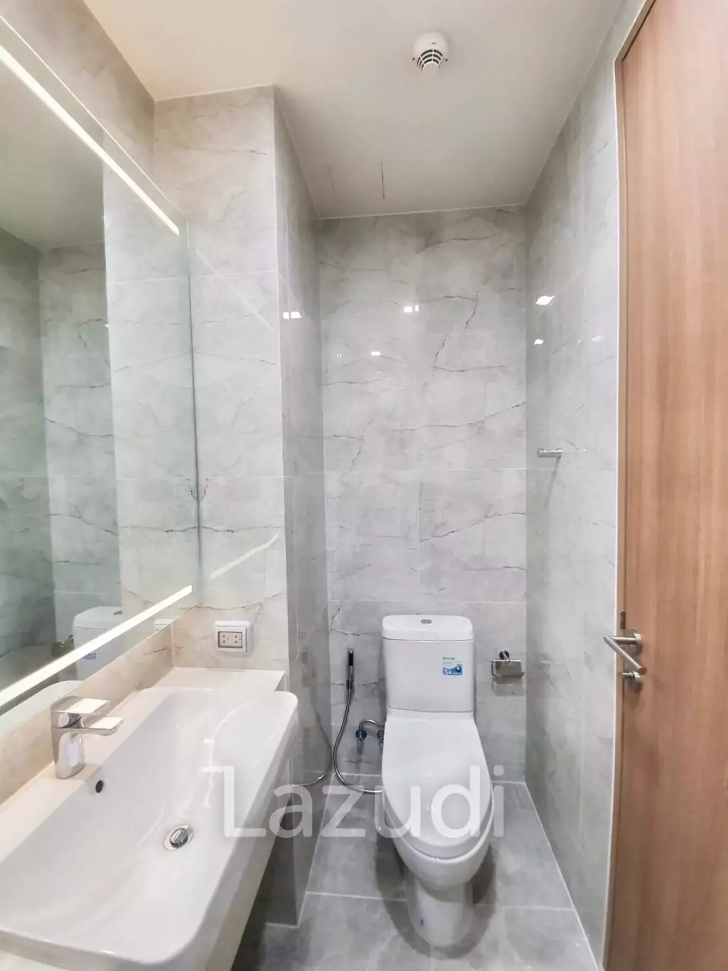 1 Bedroom 1 Bathroom 30 SQ.M Noble Around 33