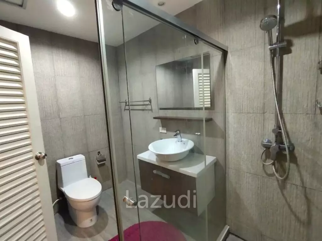2 Beds 144 Sqm Silom Condominium
