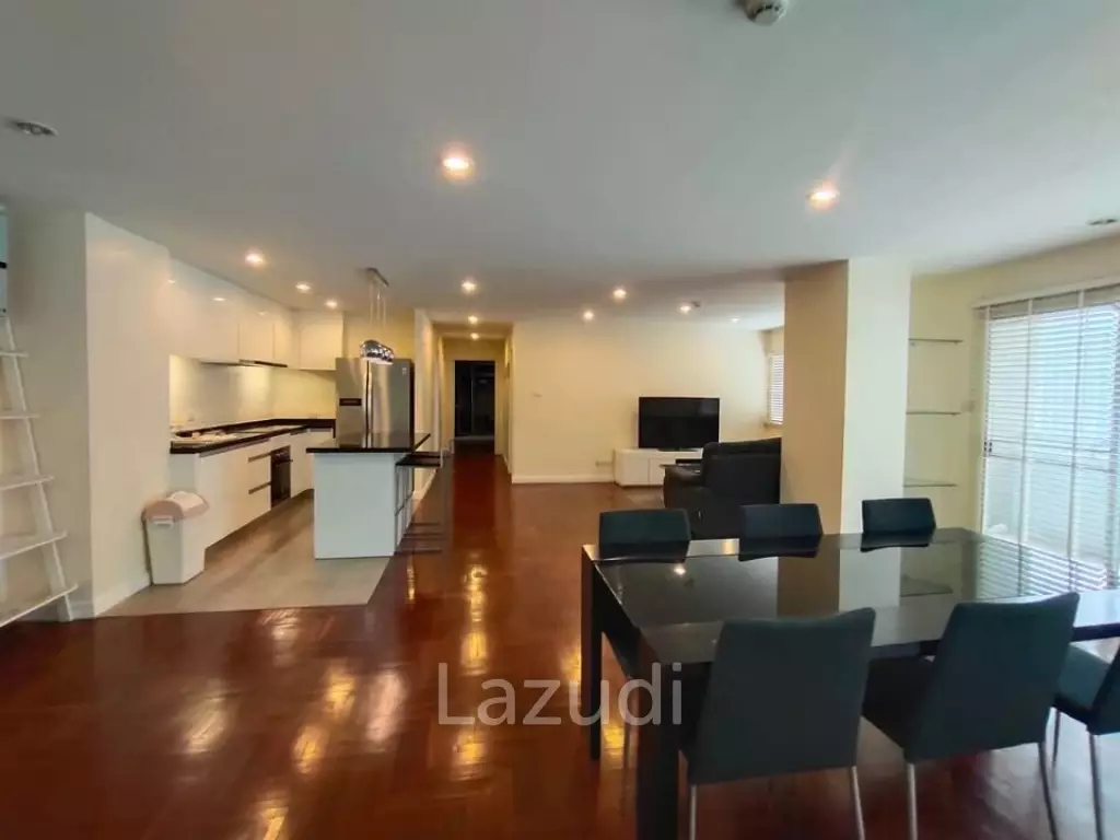 2 Beds 144 Sqm Silom Condominium