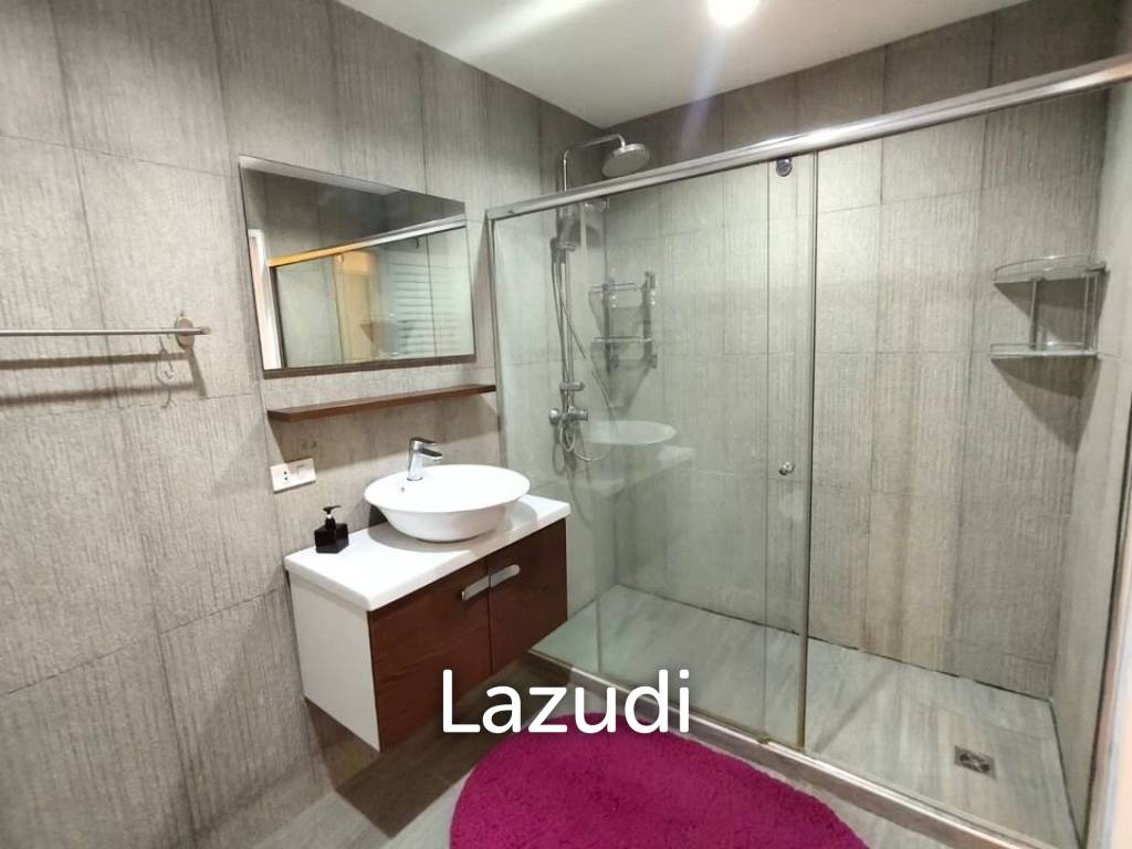2 Beds 144 Sqm Silom Condominium