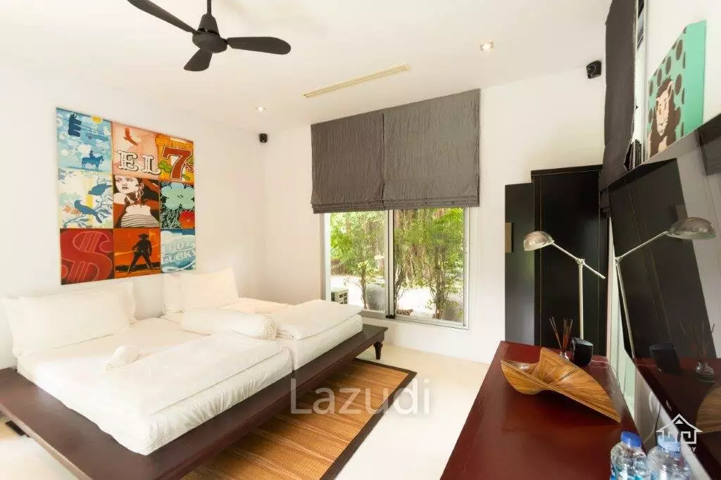 BAAN ING PHU : Designer and immaculate 8 Bed Pool Villa Estate.