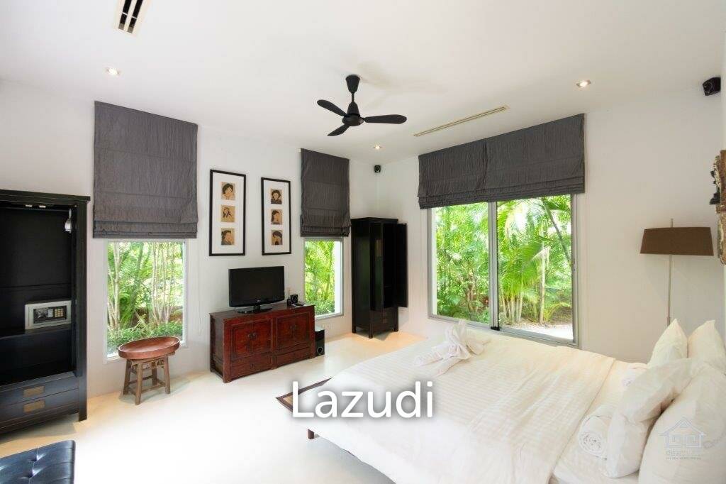 2,505 Sqm 8 Bed 8 Bath Villa For Sale