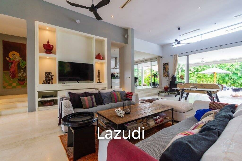 2,505 Sqm 8 Bed 8 Bath Villa For Sale