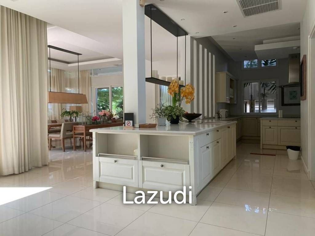 Luxurious Oceanview Villa in Baan Talay, Chonburi