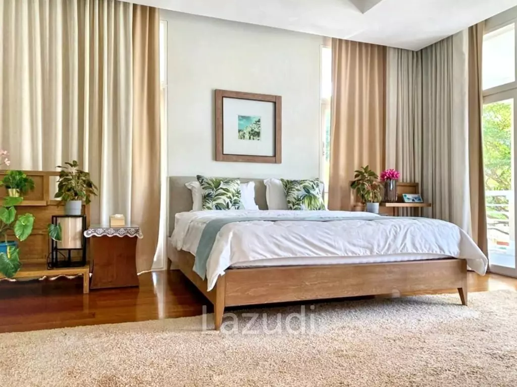 Luxurious Oceanview Villa in Baan Talay, Chonburi
