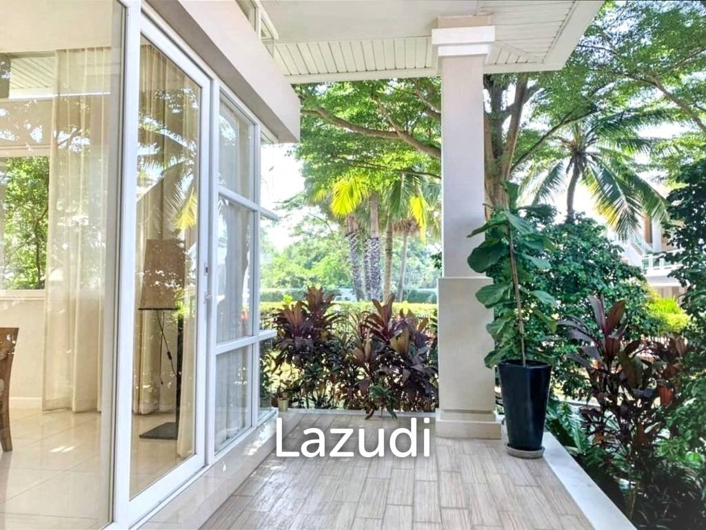 Luxurious Oceanview Villa in Baan Talay, Chonburi