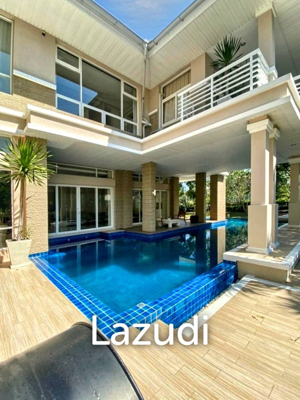 Luxurious Oceanview Villa in Baan Talay, Chonburi