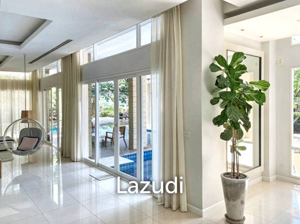 Luxurious Oceanview Villa in Baan Talay, Chonburi