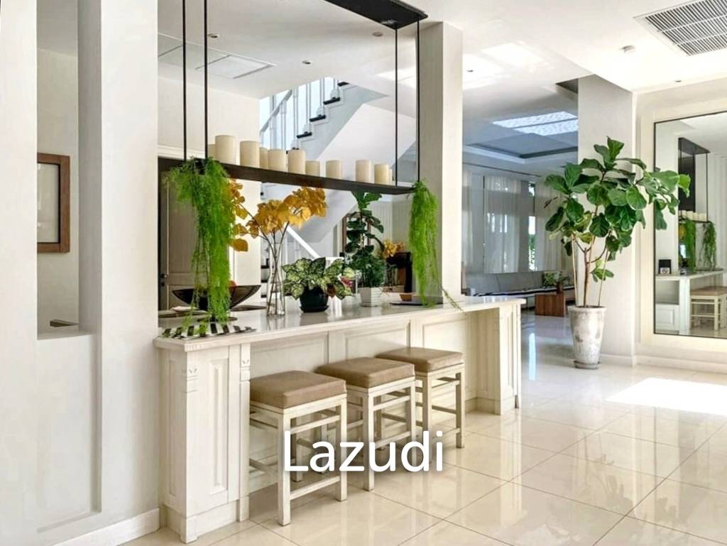 Luxurious Oceanview Villa in Baan Talay, Chonburi