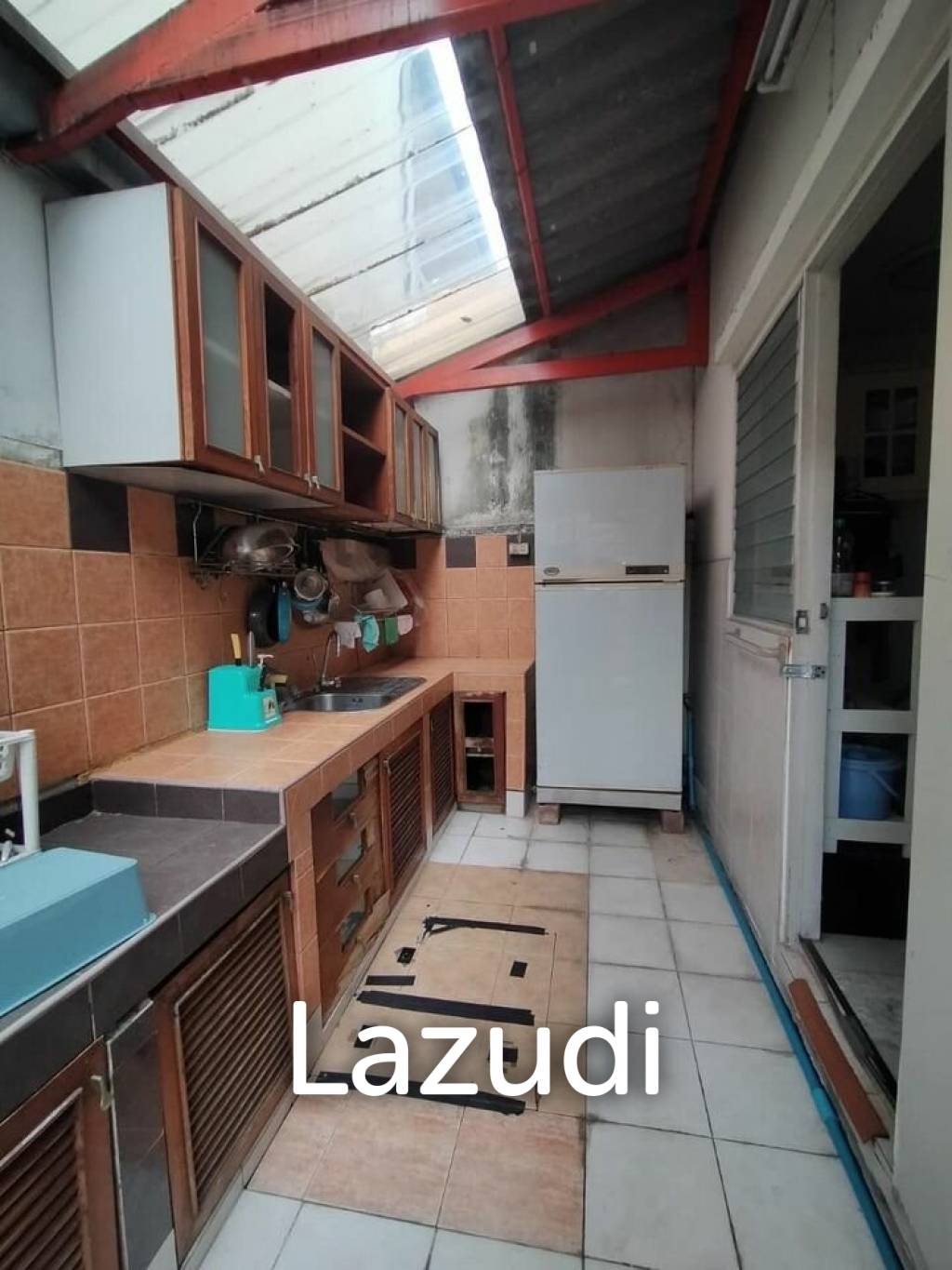 Townhouse for sale in Ramkamhaeng area