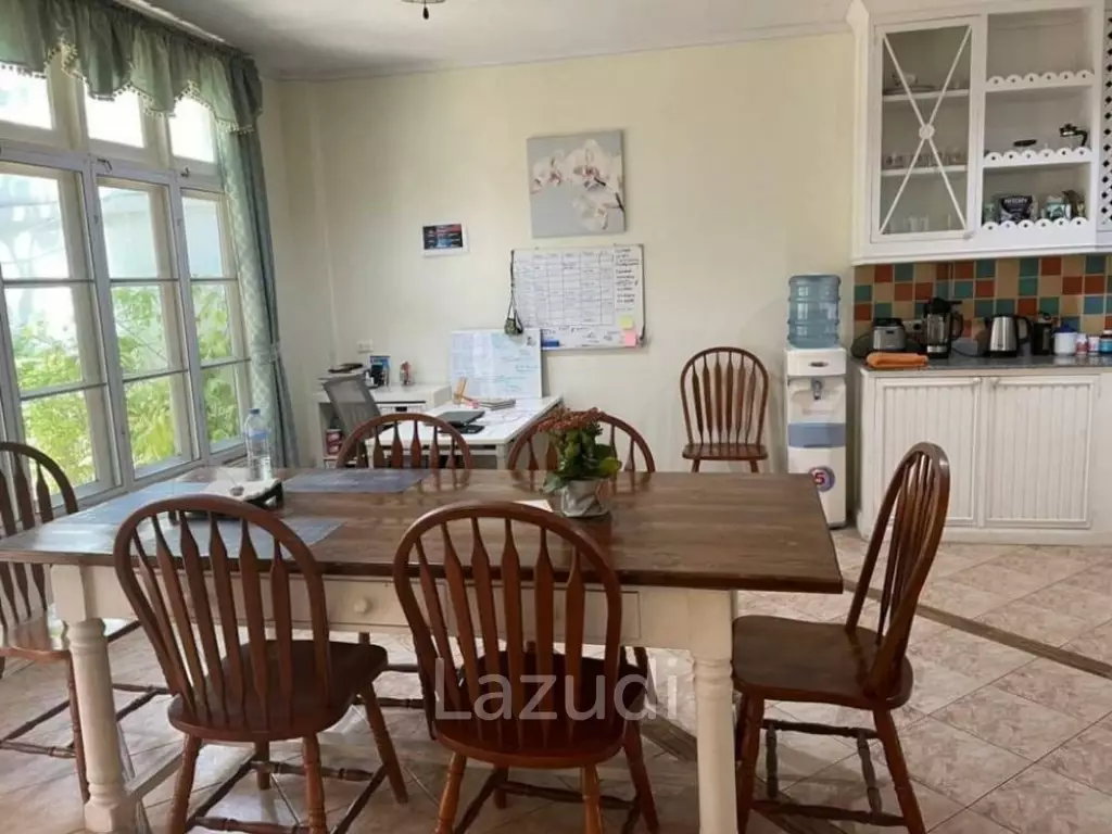 Towhouse at Fantasia Villa 2 For Sale with tenant