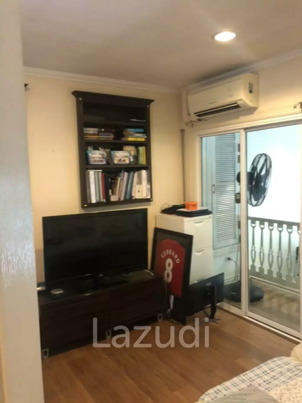 Towhouse at Fantasia Villa 2 For Sale with tenant