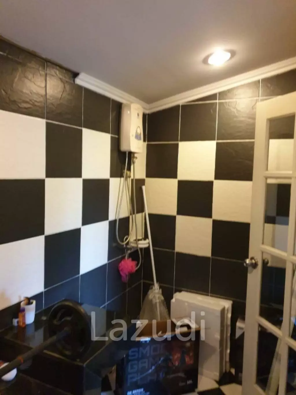 Towhouse at Fantasia Villa 2 For Sale with tenant