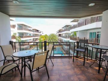 Large 2 Bedroom Beach Condo - Cha Am