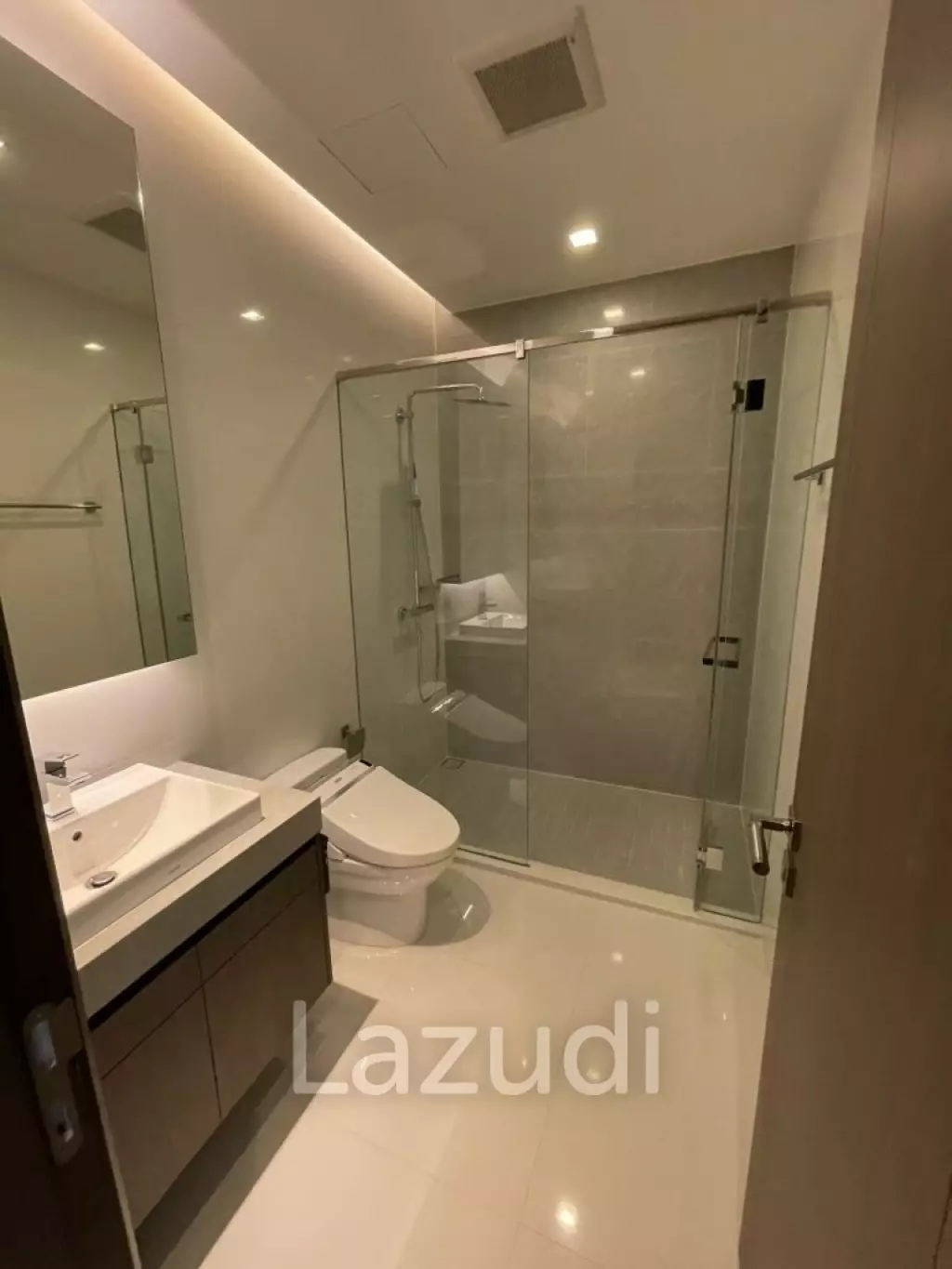 Q1 Sukhumvit: The Pinnacle of Ultra-Luxury Living at BTS Nana