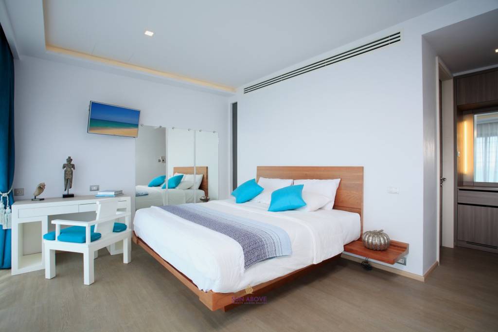 11 bed 1,600SQM Bluesiam Villa for rent + sale