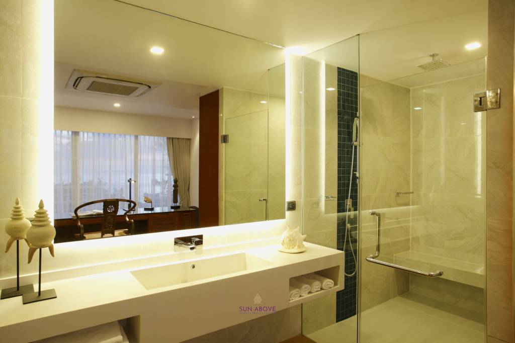 11 bed 1,600SQM Bluesiam Villa for rent + sale