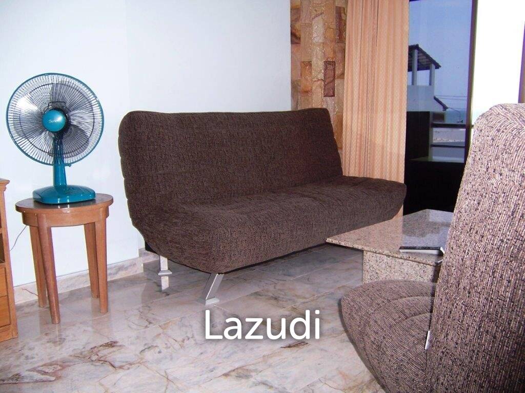 Pool, Ocean, Mountain view 70sqm, Studio.